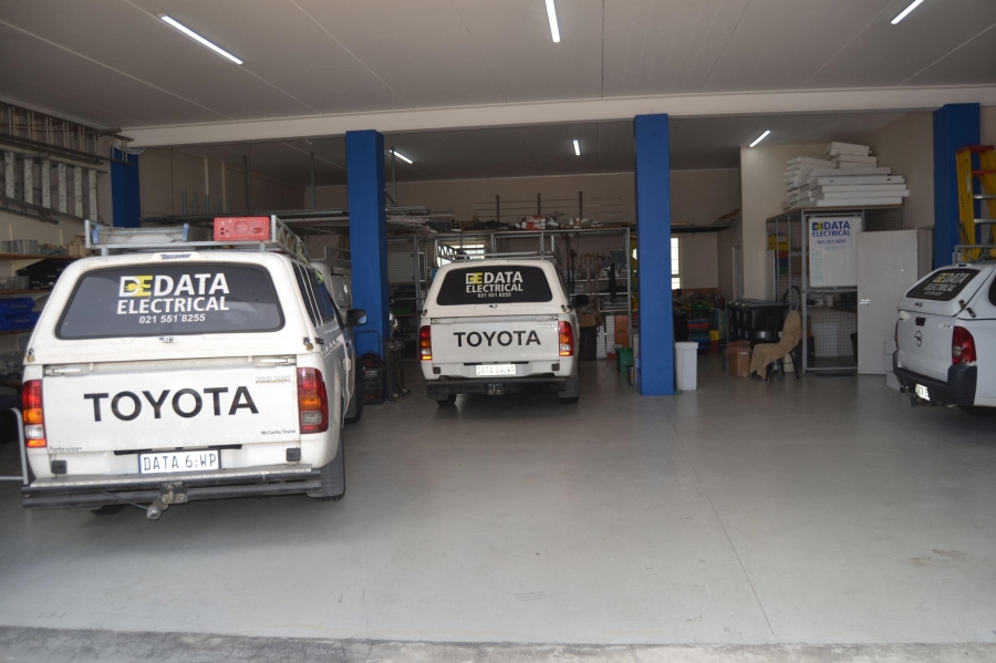 Commercial Property for Sale in Killarney Gardens Western Cape